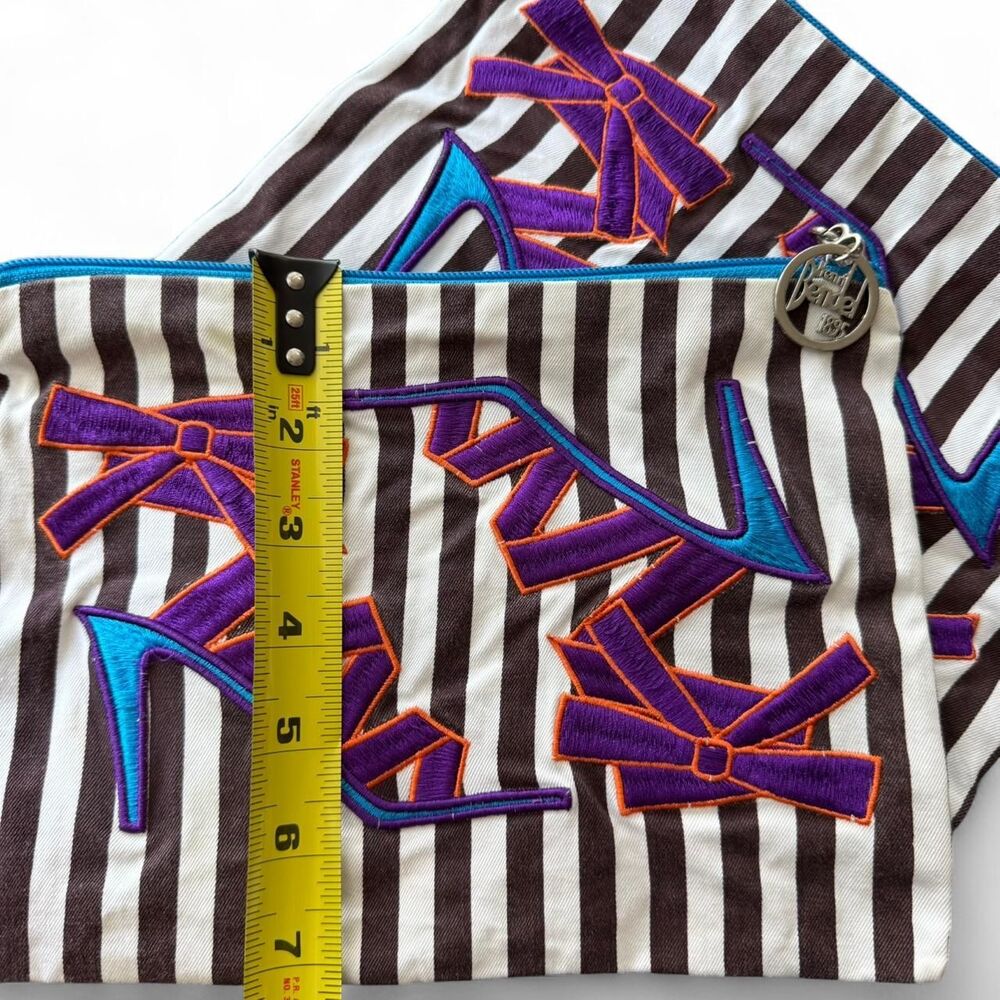 Henri Bendel 1895 Set of 2 Heels Stiletto Embroidered cosmetic Bags - Picture 3 of 7